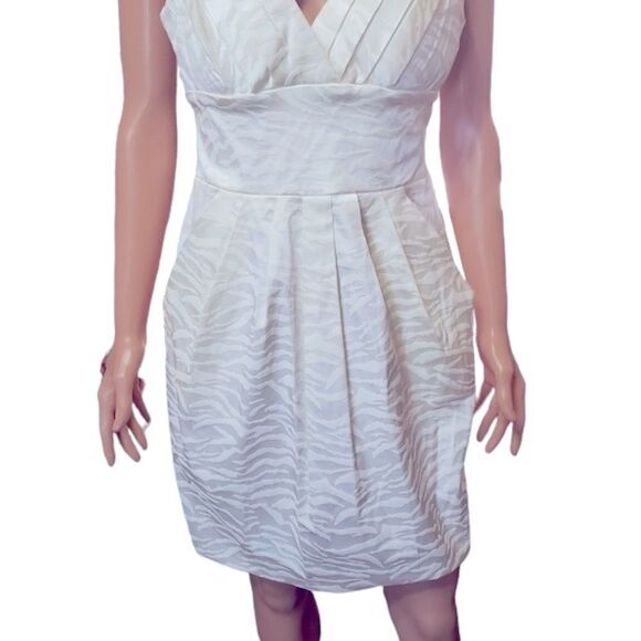 B. Darlin Jacquard Pleated Front Sleeveless Dress Size 13/14 - Picture 7 of 14